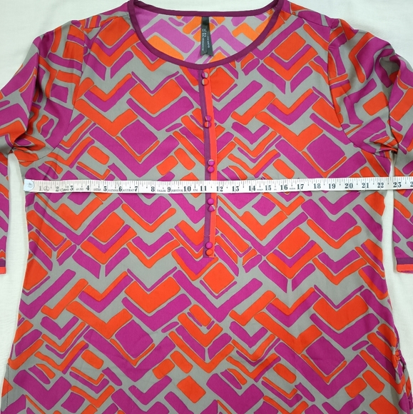 Here & now branded kurti - Picture 3 of 6